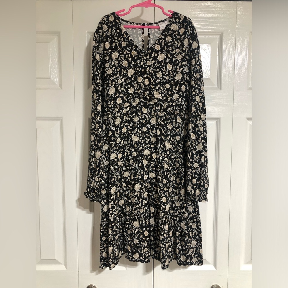 Zara Floral Black & Cream Long Sleeved Dress